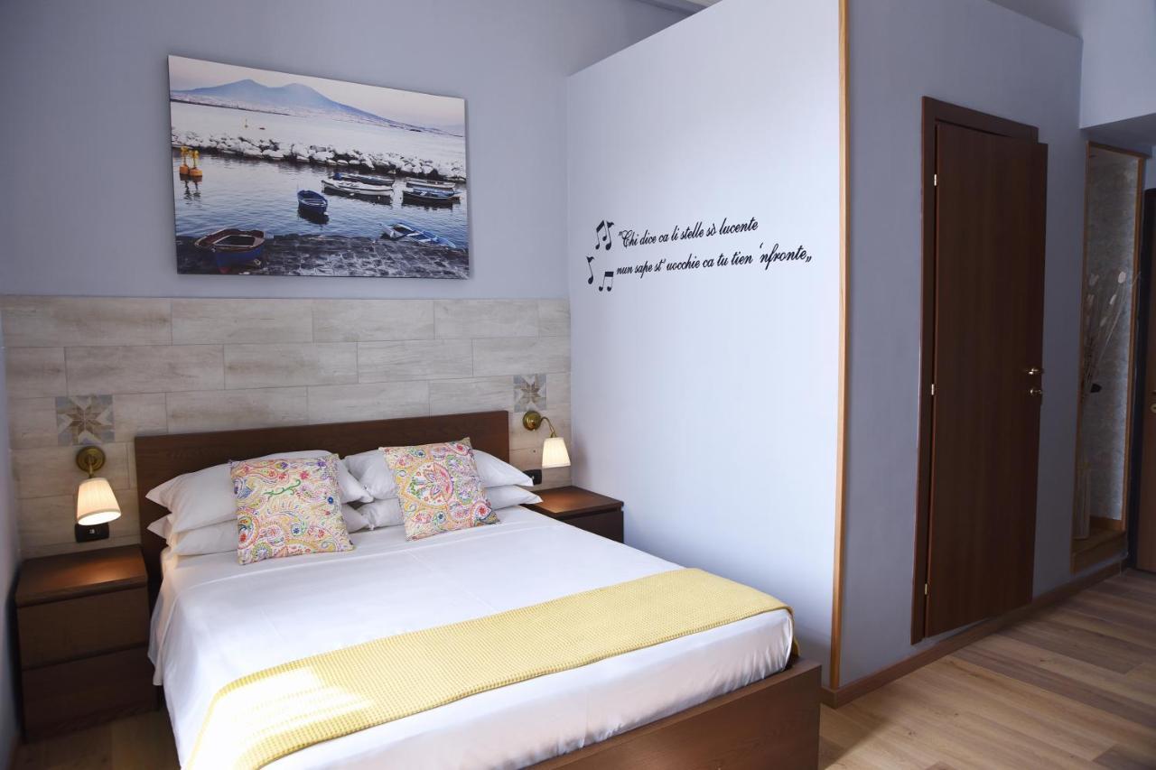 La Dimora Luca Giordano Bed & Breakfast Наполи Екстериор снимка