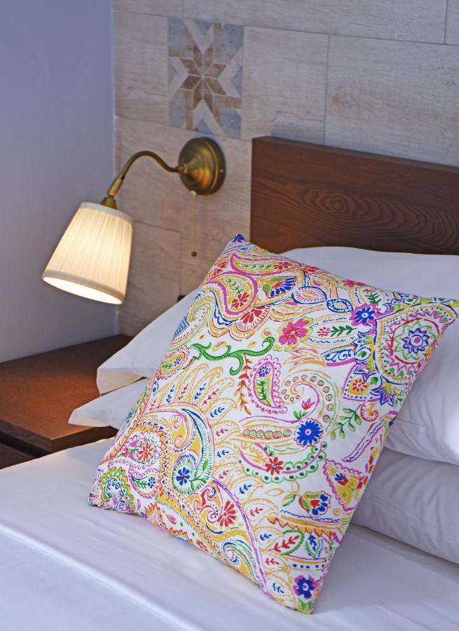 La Dimora Luca Giordano Bed & Breakfast Наполи Екстериор снимка