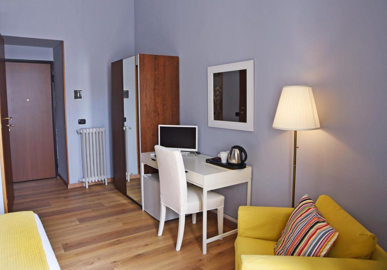 La Dimora Luca Giordano Bed & Breakfast Наполи Екстериор снимка