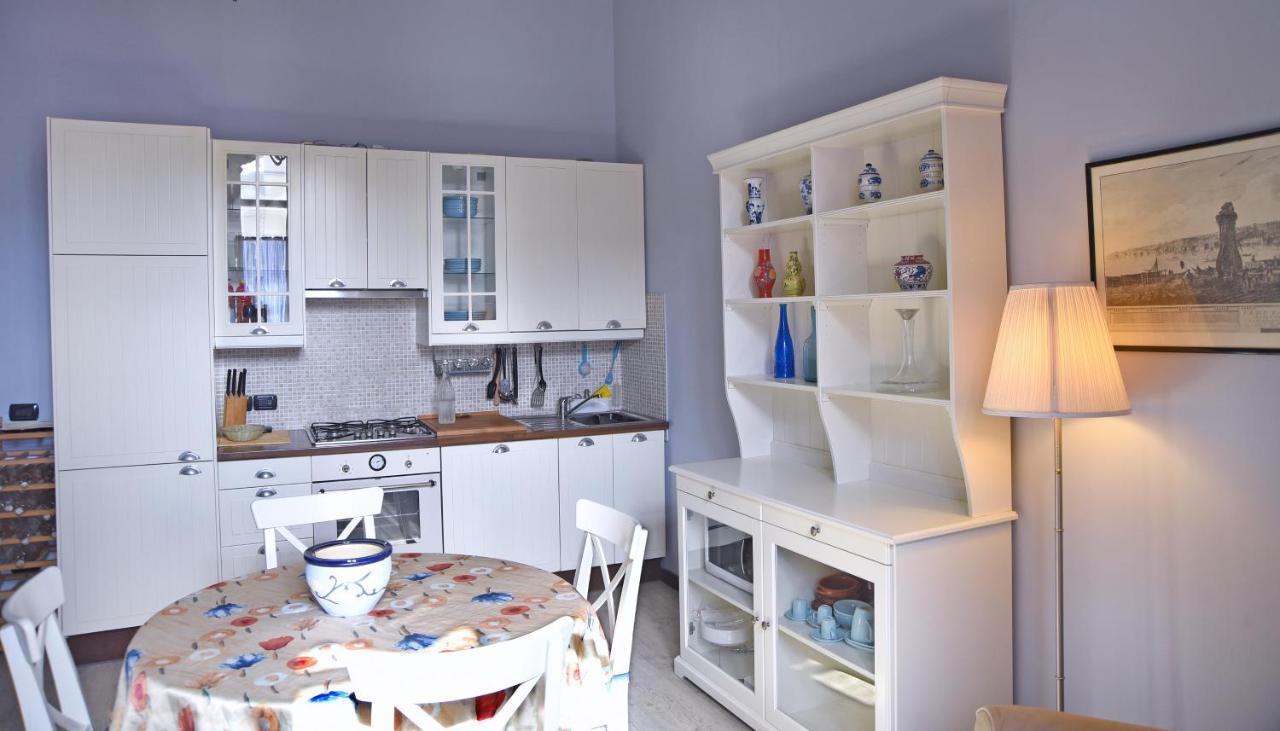 La Dimora Luca Giordano Bed & Breakfast Наполи Екстериор снимка